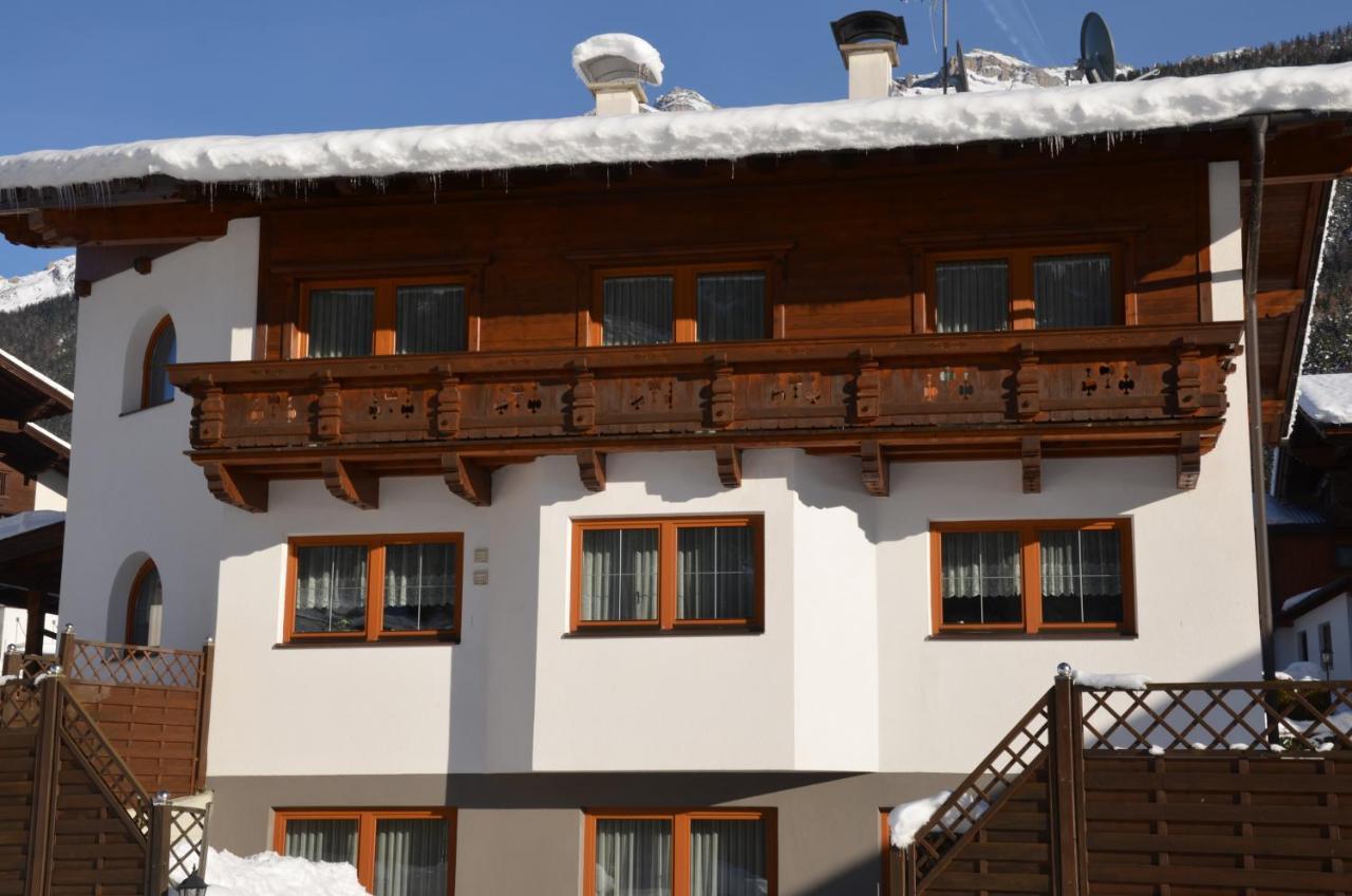 Haus Elisabeth Bed and Breakfast Neustift im Stubaital Buitenkant foto