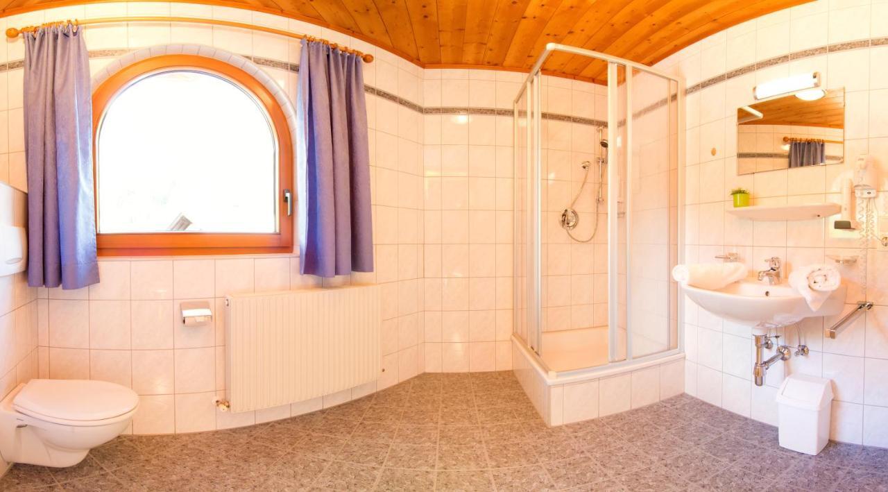 Haus Elisabeth Bed and Breakfast Neustift im Stubaital Kamer foto