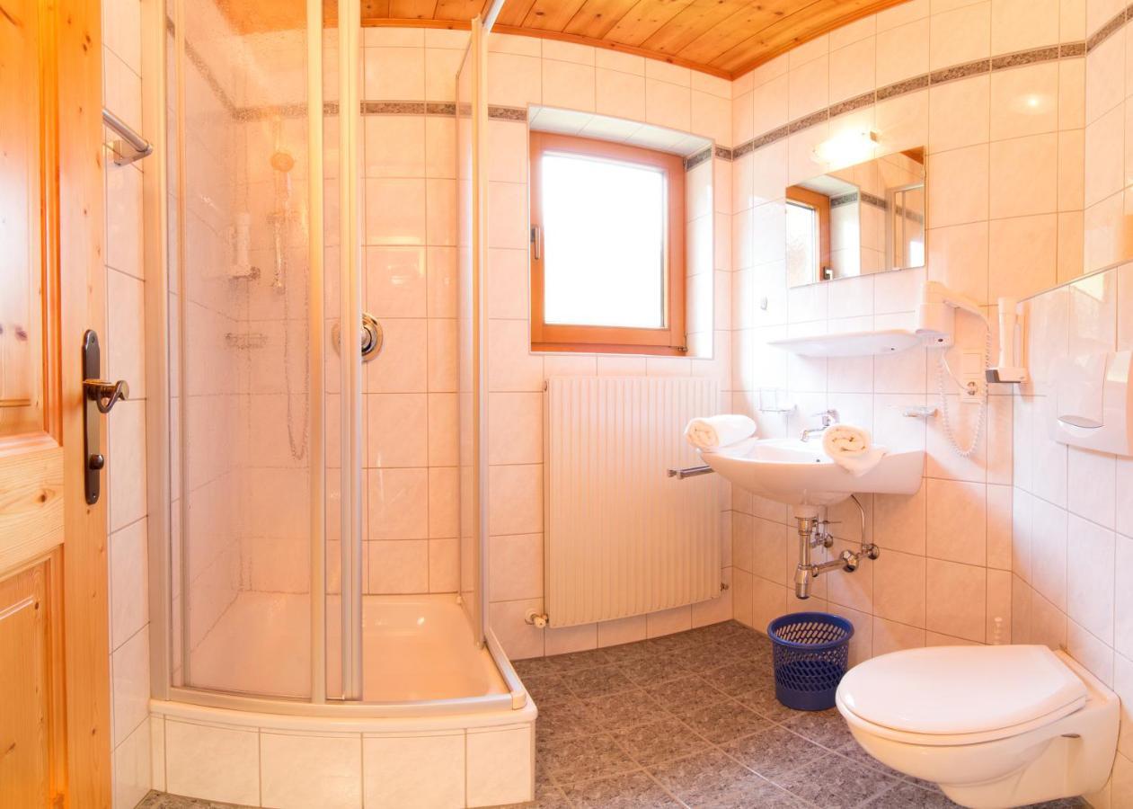 Haus Elisabeth Bed and Breakfast Neustift im Stubaital Kamer foto